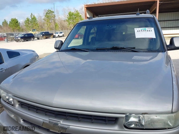 2005 Chevrolet Tahoe Z71 with VIN 1GNEK13T65R246136, listed as a IAAI auction lot 41535443 with 197,123 mi miles. Bid and sale history available at carsss.com. Image 10.
