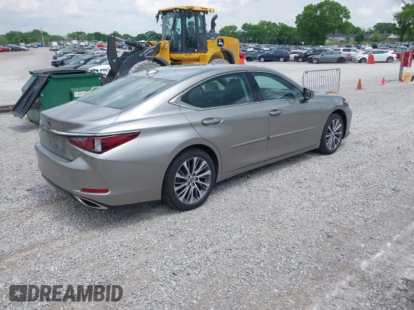 2019 Lexus ES 350 with VIN 58ABZ1B13KU015358, listed as a IAAI auction lot 42142214 with 84,766 mi miles and . Bid and sale history available at DreamBid. Image 4.