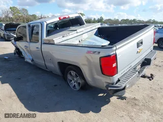 2018 Chevrolet Silverado 1500 LT with VIN 1GCVKREH5JZ299310, listed as a IAAI auction lot 41561453 with 1 mi miles. Bid and sale history available at carsss.com. Image 3.