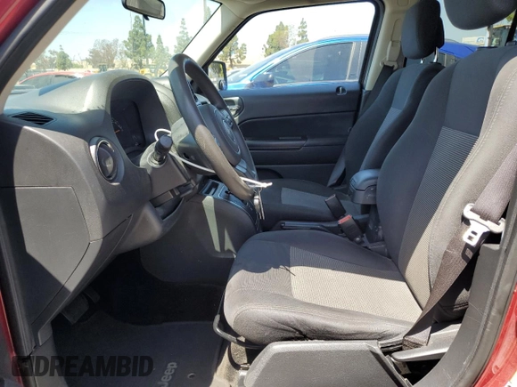 2015 Jeep Patriot Altitude with VIN 1C4NJRBB5FD412728, listed as a Copart auction lot 57049075 with 161,106 mi miles and Clean title. Bid and sale history available at DreamBid. Image 7.