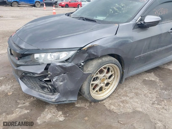 2019 Honda Civic Si Sedan with VIN 2HGFC1E59KH703592, listed as a IAAI auction lot 38735418 with 103,791 mi miles. Bid and sale history available at carsss.com. Image 6.