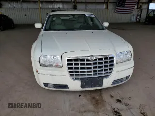 2005 Chrysler 300 Touring with VIN 2C3JA53G45H528672, listed as a Copart auction lot 55081825 with Not Provided miles and Salvage Title. Bid and sale history available at DreamBid. Image 5.