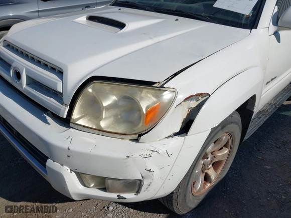 2005 Toyota 4Runner SR5 with VIN JTEZU14RX50045069, listed as a IAAI auction lot 41988273 with 245,152 mi miles. Bid and sale history available at carsss.com. Image 6.