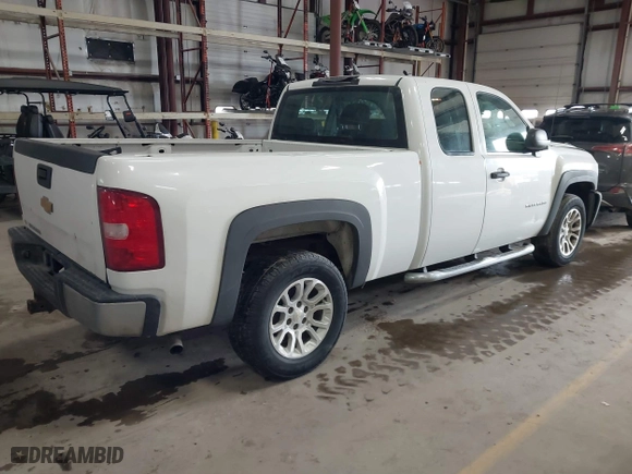 2013 Chevrolet Silverado 1500 Work Truck with VIN 1GCRKPEA2DZ145327, listed as a IAAI auction lot 41644238 with 206,707 mi miles. Bid and sale history available at carsss.com. Image 4.