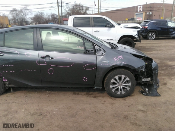 2019 Toyota Prius LE with VIN JTDL9RFU9K3009363, listed as a IAAI auction lot 41812912 with 28,442 mi miles. Bid and sale history available at carsss.com. Image 13.