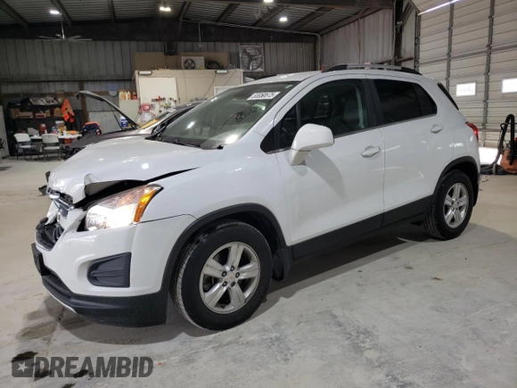 2016 Chevrolet Trax LT z VIN KL7CJLSB0GB666989, wystawiony jako Copart lot #55850675 z przebiegiem 96 539 mil mil oraz Szkoda całkowita • Salvage title. Historia ofert i sprzedaży dostępna na DreamBid. Obrazek 1.