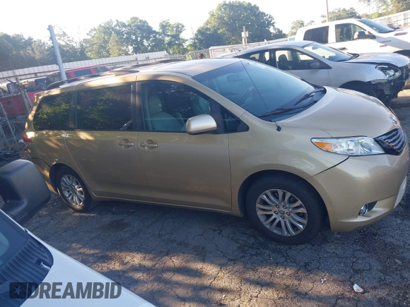 2011 Toyota Sienna XLE AAS с VIN 5TDYK3DCXBS126384, выставлен на аукционе IAAI как лот 42309297 с пробегом 229 242 миль миль и . История ставок и продаж доступна на DreamBid. Изображение 13.