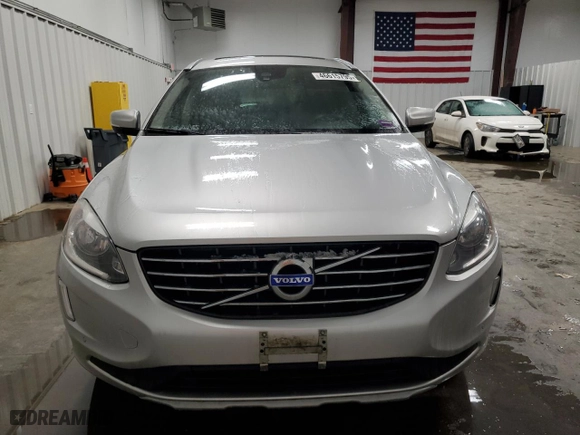 2016 Volvo XC60 T5 Premier with VIN YV4612RK7G2852901, listed as a Copart auction lot 46615795 with 0 mi miles and Clean Title. Bid and sale history available at carsss.com. Image 5.