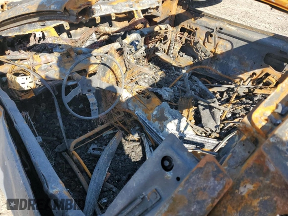 1990 Nissan 300ZX z VIN JN1CZ24AXLX001382, wystawiony jako Copart lot #42498325 z przebiegiem Nie podano mil oraz Szkoda całkowita • Salvage title. Historia ofert i sprzedaży dostępna na DreamBid. Obrazek 8.