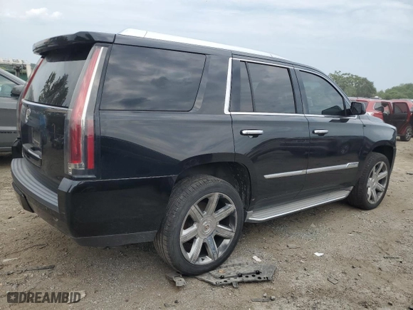 2015 Cadillac Escalade Luxury with VIN 1GYS4BKJ6FR181229, listed as a Copart auction lot 67563674 with 111,184 mi miles and Salvage Title. Bid and sale history available at carsss.com. Image 3.