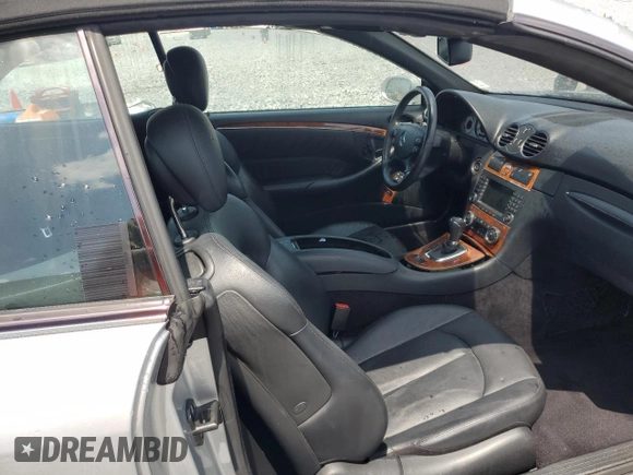 2008 Mercedes-Benz CLK 350 с VIN WDBTK56F68F234800, выставлен на аукционе Copart как лот 58632395 с пробегом Не указан миль и На запчасти • Non repairable. История ставок и продаж доступна на DreamBid. Изображение 10.