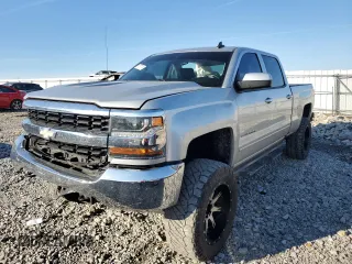 2018 Chevrolet Silverado 1500 LT with VIN 1GCUKREC5JF152017, listed as a Copart auction lot 85677374 with 91,289 mi miles and Salvage Title. Bid and sale history available at DreamBid. Image 1.