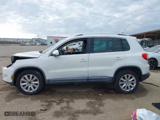 2009 Volkswagen Tiguan S with VIN WVGAV75NX9W528508, listed as a IAAI auction lot 41318636 with 175,651 mi miles. Bid and sale history available at carsss.com. Image 14.