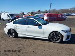 2020 BMW 3 Series M340i z VIN WBA5U7C02LA234487, wystawiony jako IAAI lot #41816831 z przebiegiem 27 562 mil mil oraz . Historia ofert i sprzedaży dostępna na DreamBid. Obrazek 17.
