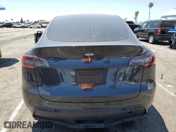2024 Tesla Model Y с VIN 7SAYGDED5RF177307, выставлен на аукционе Copart как лот 57170315 с пробегом 14 726 миль миль и Списание • Salvage title. История ставок и продаж доступна на DreamBid. Изображение 6.