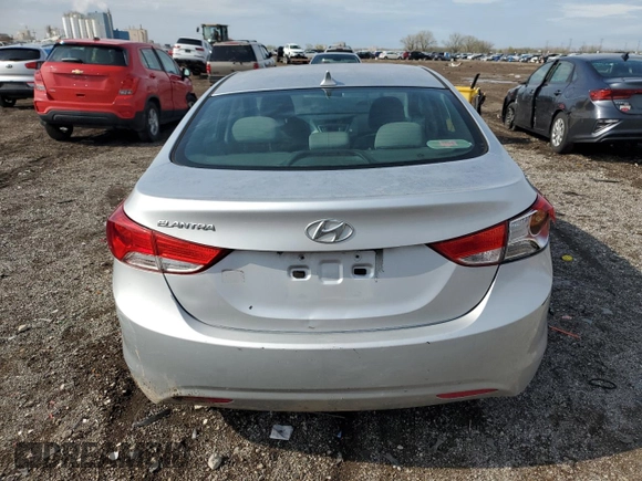 2013 Hyundai Elantra GLS z VIN 5NPDH4AEXDH317420, wystawiony jako Copart lot #54758435 z przebiegiem 88 418 mil mil oraz Szkoda całkowita • Salvage title. Historia ofert i sprzedaży dostępna na DreamBid. Obrazek 6.