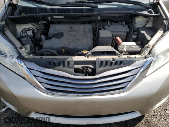 2015 Toyota Sienna XLE with VIN 5TDYK3DC7FS557268, listed as a Copart auction lot 55536475 with 80,791 mi miles and Clean title. Bid and sale history available at DreamBid. Image 12.