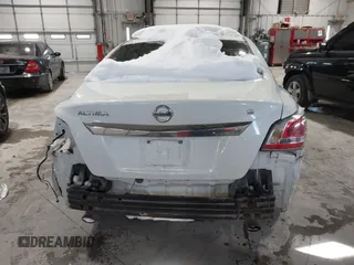 2015 Nissan Altima 2.5 S with VIN 1N4AL3AP6FN378690, listed as a IAAI auction lot 41612014 with 124,680 mi miles. Bid and sale history available at carsss.com. Image 17.