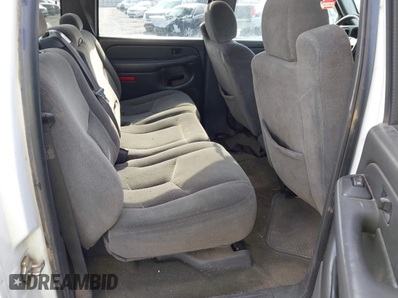 2007 Chevrolet Silverado 1500 LS with VIN 2GCEC13V971183391, listed as a IAAI auction lot 42151015 with 314,833 mi miles and . Bid and sale history available at DreamBid. Image 8.