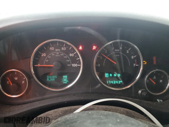 2016 Jeep Wrangler Unlimited Sport z VIN 1C4BJWDG4GL194296, wystawiony jako Copart lot #59397285 z przebiegiem 174 343 mil mil oraz Szkoda całkowita • Salvage title. Historia ofert i sprzedaży dostępna na DreamBid. Obrazek 9.