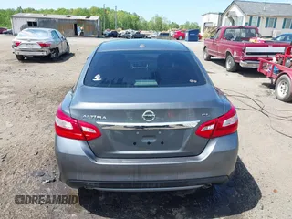 2017 Nissan Altima SV z VIN 1N4AL3AP6HC498990, wystawiony jako IAAI lot #42095268 z przebiegiem 105 253 mil mil oraz . Historia ofert i sprzedaży dostępna na DreamBid. Obrazek 15.