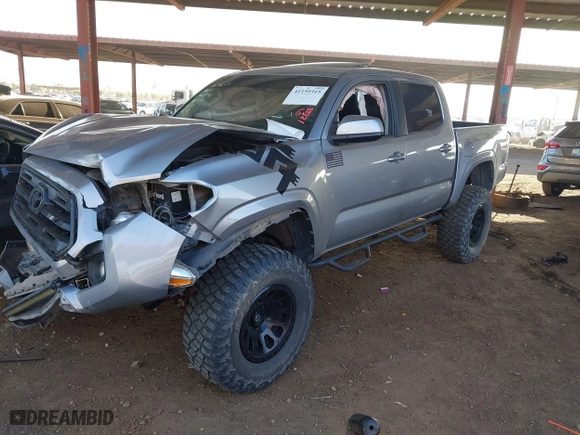 2017 Toyota Tacoma SR5 with VIN 3TMCZ5AN5HM060147, listed as a IAAI auction lot 41159315 with 83,841 mi miles. Bid and sale history available at carsss.com. Image 17.