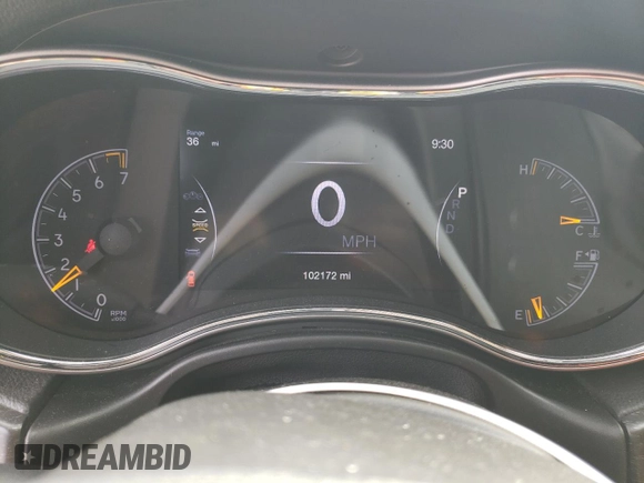2018 Jeep Grand Cherokee Laredo E with VIN 1C4RJEAG2JC304458, listed as a Copart auction lot 45385415 with 102,172 mi miles and Salvage Title. Bid and sale history available at carsss.com. Image 9.