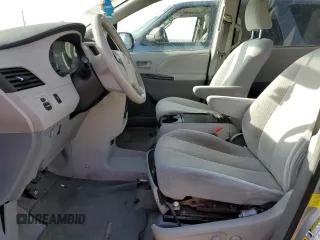 2012 Toyota Sienna LE AAS with VIN 5TDKK3DC4CS266017, listed as a Copart auction lot 51837105 with 88,447 mi miles and Salvage Title. Bid and sale history available at carsss.com. Image 7.