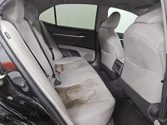 2019 Toyota Camry LE with VIN 4T1B11HK1KU711327, listed as a Copart auction lot 50126465 with 111,320 mi miles and Clean Title. Bid and sale history available at carsss.com. Image 10.