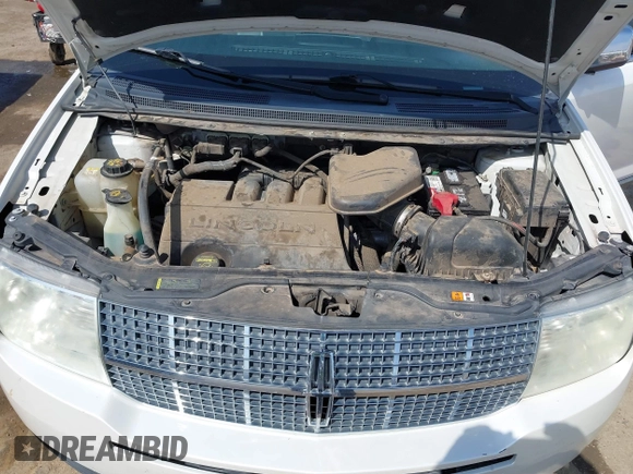 2010 Lincoln MKX with VIN 2LMDJ6JC7ABJ13051, listed as a IAAI auction lot 41888270 with 153,132 mi miles. Bid and sale history available at carsss.com. Image 10.