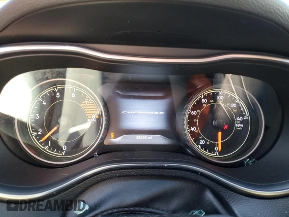2019 Jeep Cherokee Limited with VIN 1C4PJMDX5KD378000, listed as a Copart auction lot 82141464 with 48,035 mi miles and Salvage Title. Bid and sale history available at DreamBid. Image 9.