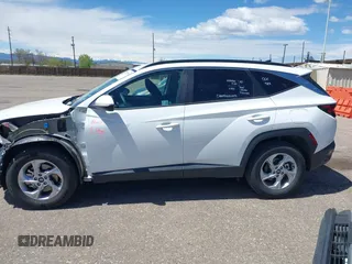 2024 Hyundai Tucson SEL with VIN 5NMJBCDE9RH339164, listed as a IAAI auction lot 42141110 with 30,230 mi miles and . Bid and sale history available at carsss.com. Image 15.