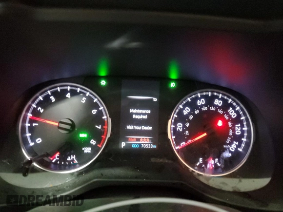 2019 Toyota RAV4 XLE with VIN 2T3P1RFV4KW042785, listed as a Copart auction lot 53110825 with 70,533 mi miles and Salvage Title. Bid and sale history available at DreamBid. Image 9.