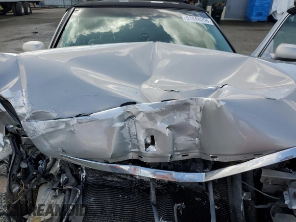 2006 Cadillac DTS 1SC z VIN 1G6KD57Y16U227899, wystawiony jako Copart lot #51848255 z przebiegiem Nie podano mil oraz Szkoda całkowita • Salvage title. Historia ofert i sprzedaży dostępna na DreamBid. Obrazek 13.
