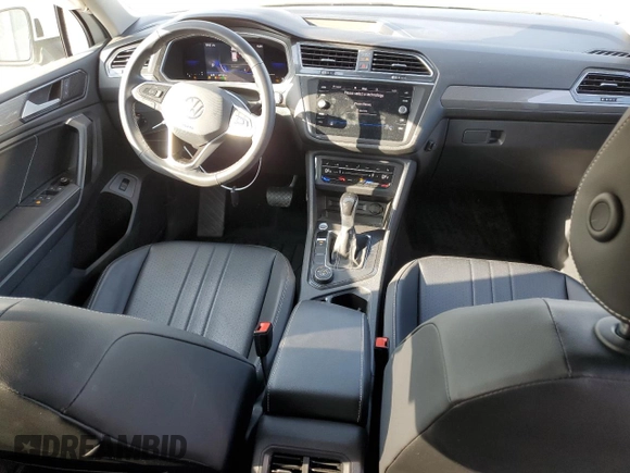 2022 Volkswagen Tiguan SE with VIN 3VV2B7AX4NM089729, listed as a Copart auction lot 55152505 with 49,135 mi miles and Salvage title. Bid and sale history available at DreamBid. Image 8.