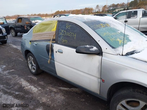 2003 Saturn ION with VIN 1G8AL52FX3Z144563, listed as a IAAI auction lot 41402219 with 999,999 mi miles. Bid and sale history available at carsss.com. Image 6.