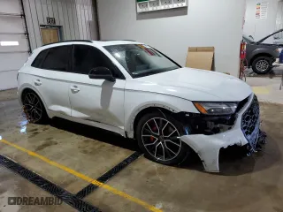 2024 Audi SQ5 Premium Plus with VIN WA1B4AFYXR2026830, listed as a Copart auction lot 50013825 with 19,875 mi miles and Salvage Title. Bid and sale history available at carsss.com. Image 4.