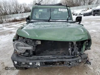 2023 Ford Bronco с VIN 1FMEE5DP7PLB60568, выставлен на аукционе Copart как лот 87751615 с пробегом 25 681 миль миль и На запчасти • Non repairable. История ставок и продаж доступна на DreamBid. Изображение 5.