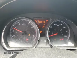 2015 Nissan Note SV z VIN 3N1CE2CP4FL432253, wystawiony jako Copart lot #54423805 z przebiegiem 125 973 mil mil oraz Szkoda całkowita • Salvage title. Historia ofert i sprzedaży dostępna na DreamBid. Obrazek 9.