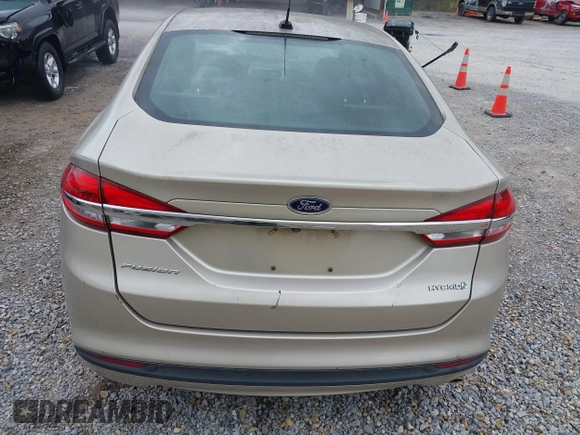2018 Ford Fusion S z VIN 3FA6P0UU0JR157005, wystawiony jako IAAI lot #41689881 z przebiegiem Nie podano mil oraz . Historia ofert i sprzedaży dostępna na DreamBid. Obrazek 15.
