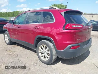 2016 Jeep Cherokee Latitude z VIN 1C4PJMCB9GW305472, wystawiony jako IAAI lot #42276395 z przebiegiem 112 621 mil mil oraz . Historia ofert i sprzedaży dostępna na DreamBid. Obrazek 3.