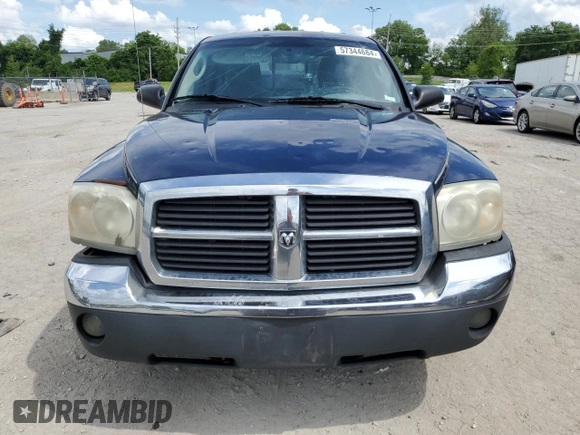 2005 Dodge Dakota SLT with VIN 1D7HE42K75S198717, listed as a Copart auction lot 57344684 with 260,547 mi miles and Non Repairable. Bid and sale history available at carsss.com. Image 5.