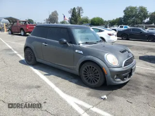 2011 MINI Hardtop S с VIN WMWSV3C54BTY12905, выставлен на аукционе Copart как лот 60280375 с пробегом 126 319 миль миль и Чистый • Clean title. История ставок и продаж доступна на DreamBid. Изображение 4.