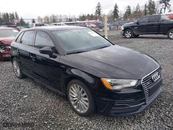 2016 Audi A3 e-tron Premium with VIN WAUUPBFF9GA077682, listed as a IAAI auction lot 41925782 with 58,826 mi miles. Bid and sale history available at carsss.com. Image 1.