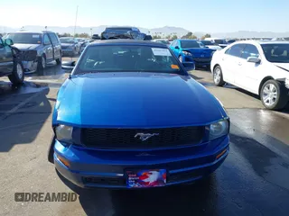 2009 Ford Mustang с VIN 1ZVHT84N295104274, выставлен на аукционе IAAI как лот 41507451 с пробегом 138 877 миль миль и . История ставок и продаж доступна на DreamBid. Изображение 12.