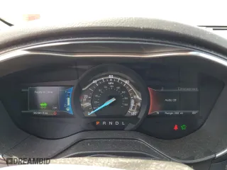 2020 Ford Fusion Plug-In Hybrid Titanium with VIN 3FA6P0SU7LR132057, listed as a Copart auction lot 67245074 with 38,398 mi miles and Salvage Title. Bid and sale history available at carsss.com. Image 9.