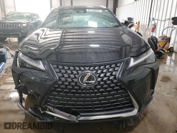 2025 Lexus UX 300h with VIN JTHUCJDH7S2003370, listed as a Copart auction lot 61748695 with 15,830 mi miles and Salvage title. Bid and sale history available at DreamBid. Image 5.