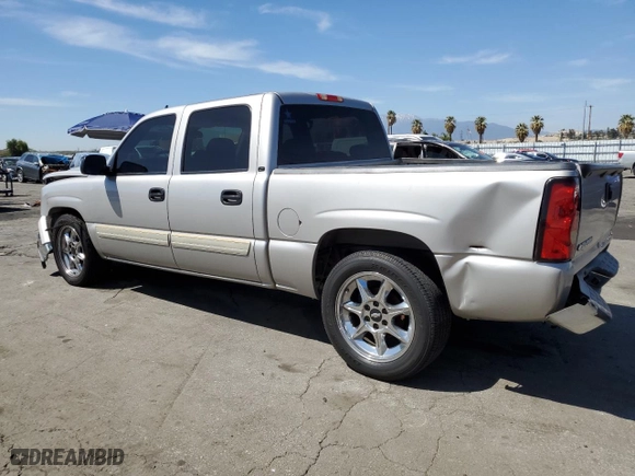 2006 Chevrolet Silverado 1500 LT2 with VIN 2GCEC13Z061314242, listed as a Copart auction lot 50217745 with 235,033 mi miles and Salvage Title. Bid and sale history available at carsss.com. Image 2.