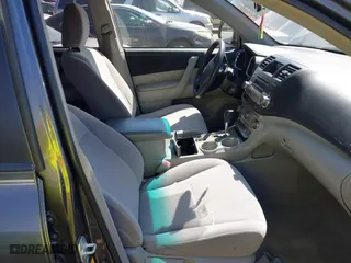 2008 Toyota Highlander with VIN JTEDS41A782051887, listed as a IAAI auction lot 41855008 with 127,015 mi miles. Bid and sale history available at carsss.com. Image 5.