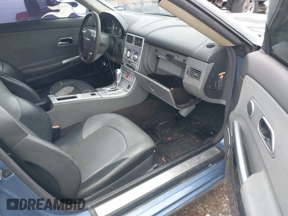 2005 Chrysler Crossfire Limited z VIN 1C3AN69L55X028319, wystawiony jako IAAI lot #41877090 z przebiegiem 233 107 mil mil oraz . Historia ofert i sprzedaży dostępna na DreamBid. Obrazek 5.